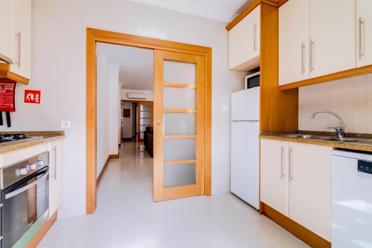 Al- Apartamentos Novos Vista Mar Quarteira Esterno foto